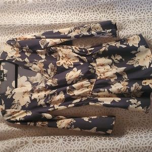 Never worn Lulus Floral Romper